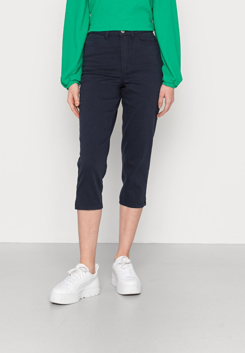 VILA VINEEDIT LONG CAPRI - Calções de ganga - navy blazer
