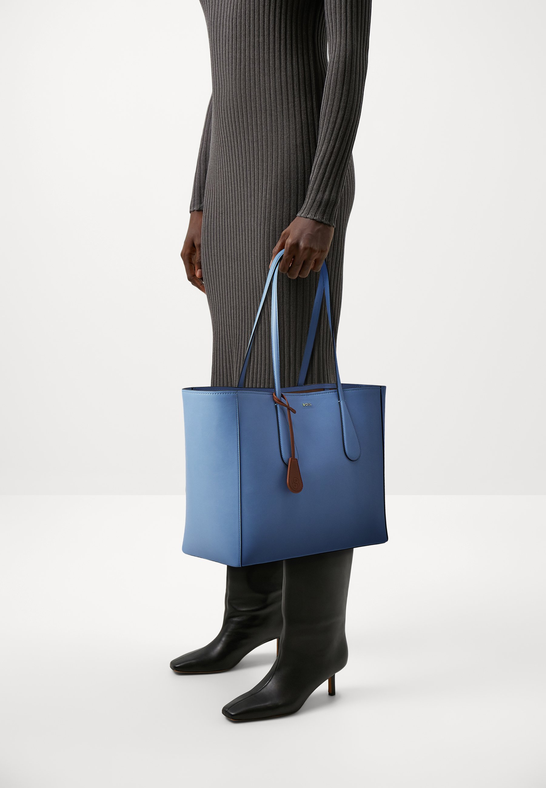 BOSS★Liriel ポーチ付き トートバッグ BOSS LIRIEL SET - Tote bag - bright blue/blue - Zalando.co.uk