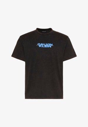 Calvin Klein Jeans, WASHED SPINE GRAPHIC TEE - Camiseta estampada - black