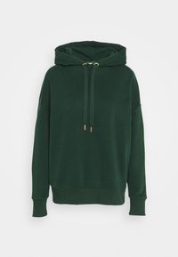 Ciemnozielona bluza z kapturem wykonana z miękkiego materiału. Posiada sznurek w kapturze z złotymi elementami, ściągacze na mankietach oraz luźny krój. Bez wzorów.