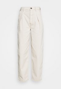 Ljust beige byxor i bomull, med veck framtill, knappstängning och lös passform, med raka ben och sidofickor.