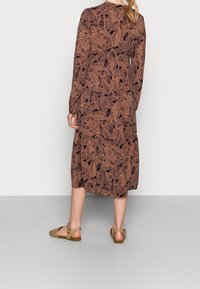 MAMALICIOUS Denní šaty - brown