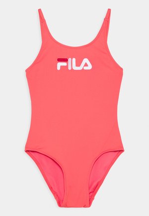 Costume intero rosa brillante realizzato in tessuto liscio e elasticizzato. Presenta spalline sottili e il logo ricamato "FILA" in bianco e rosso.