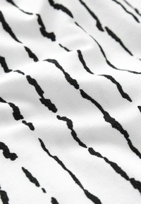 Next CREW SHORT SLEEVE 3 PACK  - REGULAR FIT - Nyomott mintás póló - black white