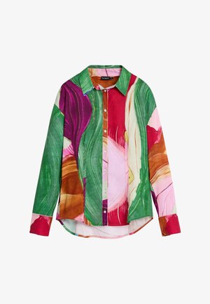 Camisa de manga larga colorida que presenta un patrón mixto de pinceladas abstractas en verde, rosa, rojo y marrón. Cuello estándar con cierre de botones.