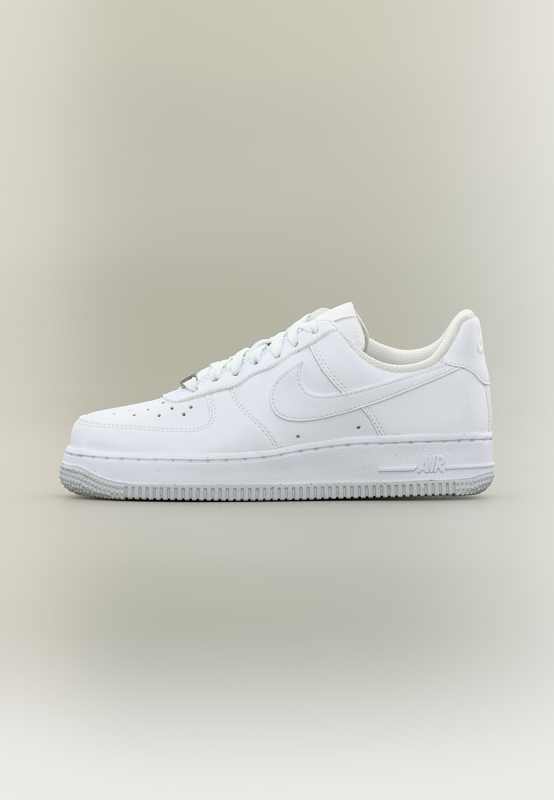 Nike Sportswear AIR FORCE 1 07 NEXT NATURE - Sneakers low - white