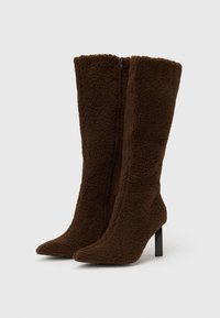 Even&Odd Vysoká obuv - brown shearling