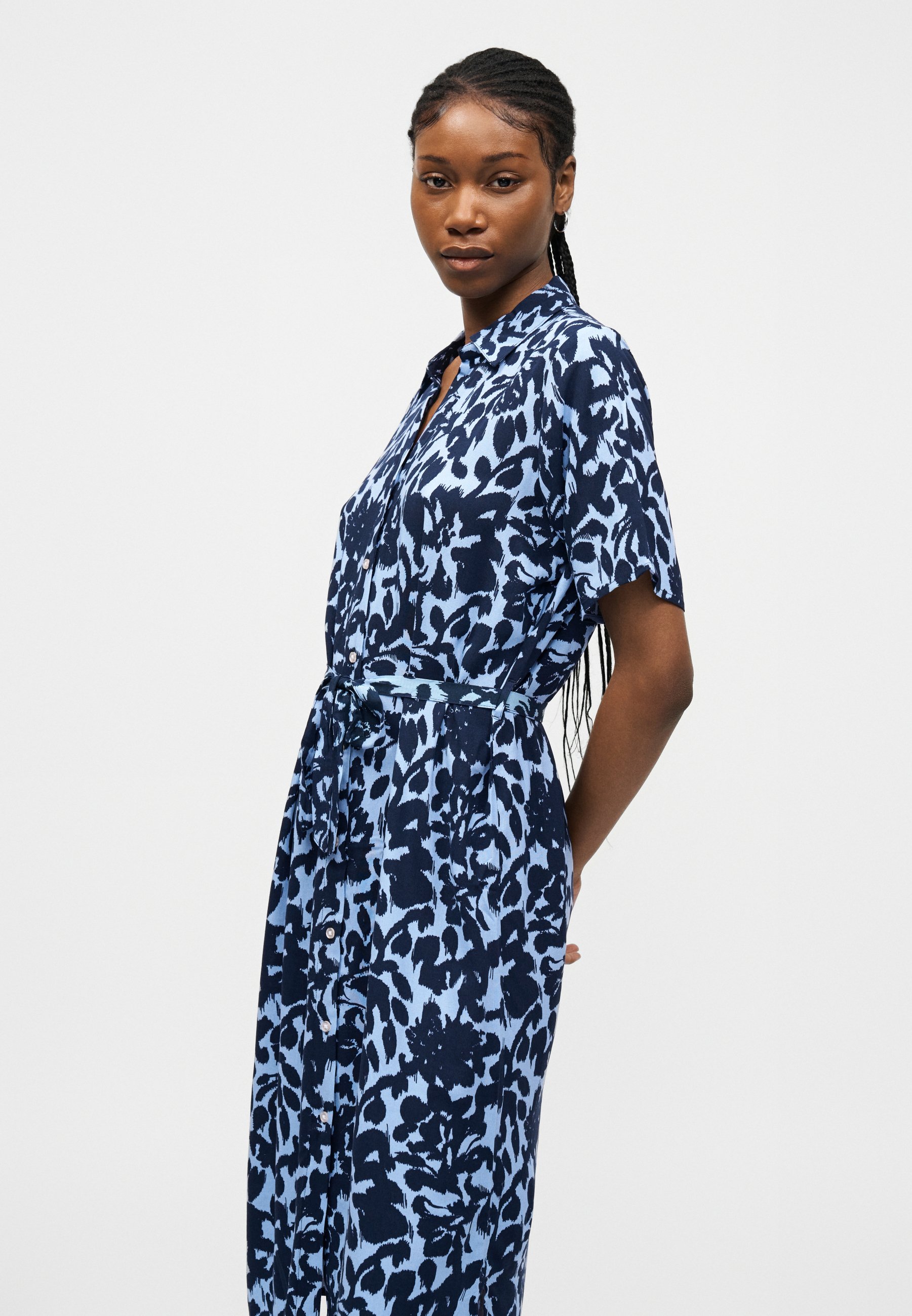 ONLY ONLYASMIN Midi - Shirt dress - serenity/blue - Zalando.co.uk