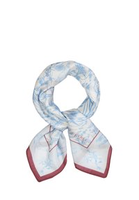 Foulard en soie avec un motif floral bleu clair sur fond blanc, bordé de bordeaux et avec un détail de logo carré.