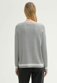 TOM TAILOR MIT LENZING ECOVERO - Trui - anthrazit knit heringbone