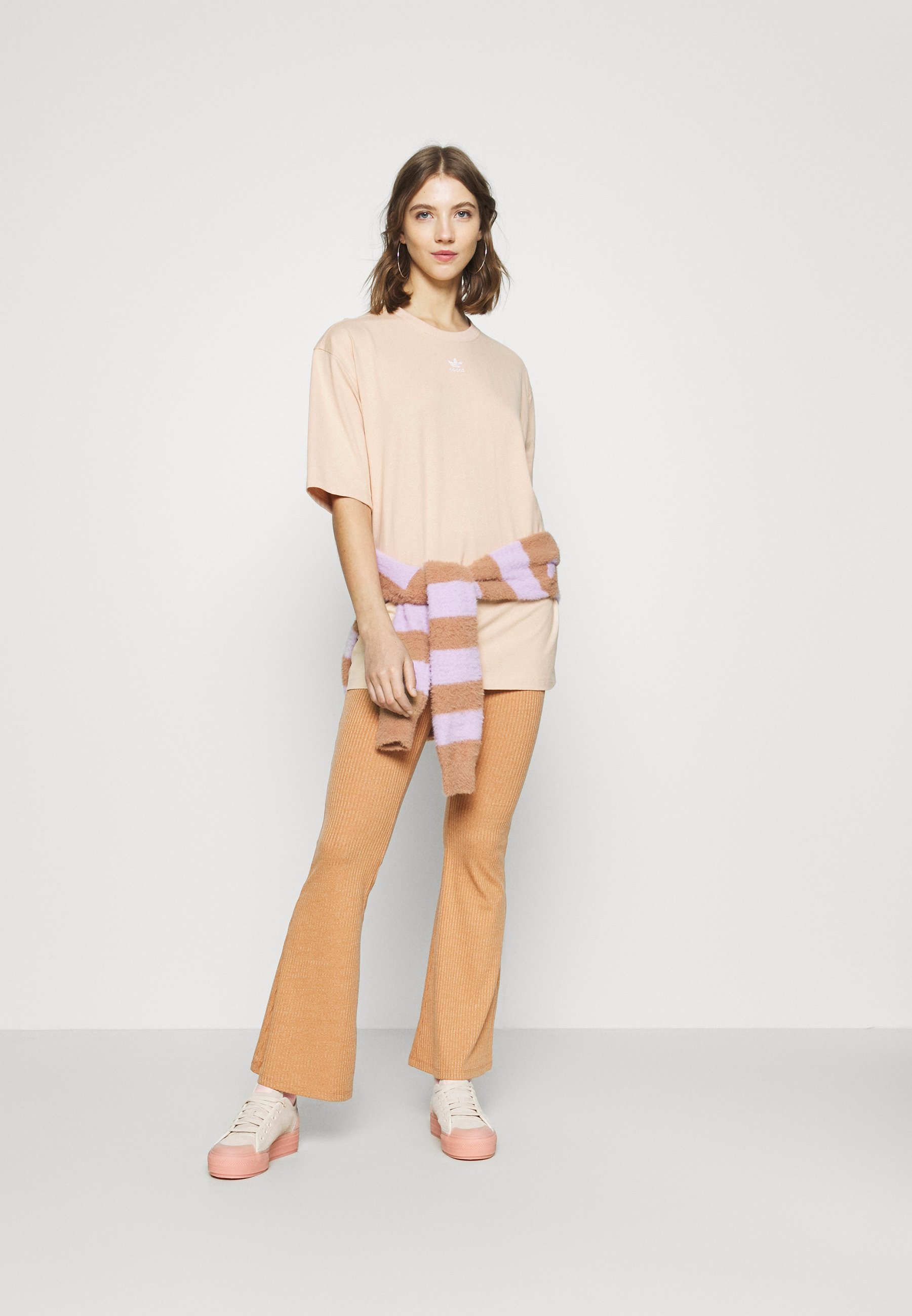 Damen TEE - T-Shirt basic Damen TEE - T-Shirt basic