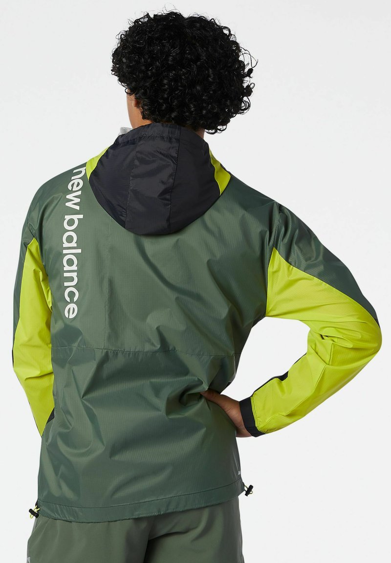 Herren Trainingsanzüge | New Balance Trainingsjacke norway spruce/oliv - NC38334 Herren Trainingsanzüge | New Balance Trainingsjacke norway spruce/oliv - NC38334