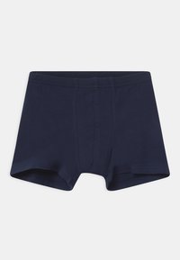 Marineblaue Baumwollshorts mit flexiblem Bund, ausgestattet mit einem konturierten Pouch und einer glatten Textur. Keine Muster oder Akzente sichtbar.