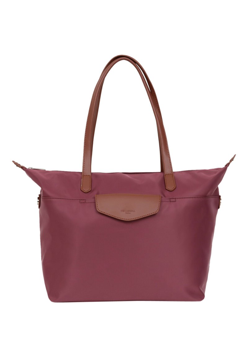 Borsa a spalla color mogano con manici in pelle marrone, chiusura con zip e un accento in pelle sulla parte frontale. Realizzata in tessuto nylon resistente.