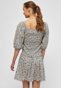 Desires DEDOLORES BLOUSE - Pluus - seedpearl cream pr