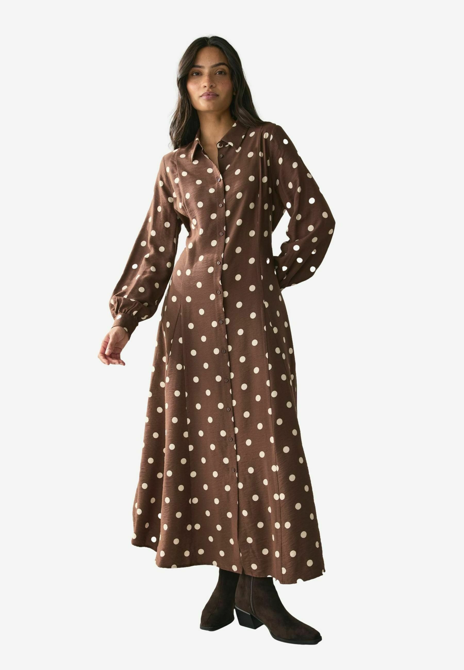 Next PETITE FIT - LONG SLEEVE - Maxi dress - chocolate brown ecru polka dot/ brown - Zalando