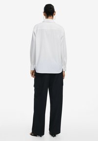 Desigual Nööpidega pluus - white