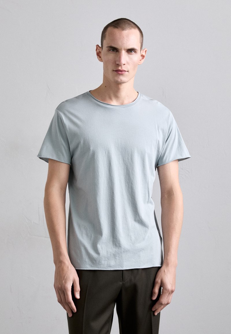 Filippa K ROLL NECK TEE - Basic póló - thunderstorm