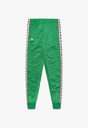 Pantaloni sportivi verdi realizzati in tessuto liscio, caratterizzati da strisce laterali con un motivo a logo ripetuto, vita elastica e polsini aderenti alle caviglie.