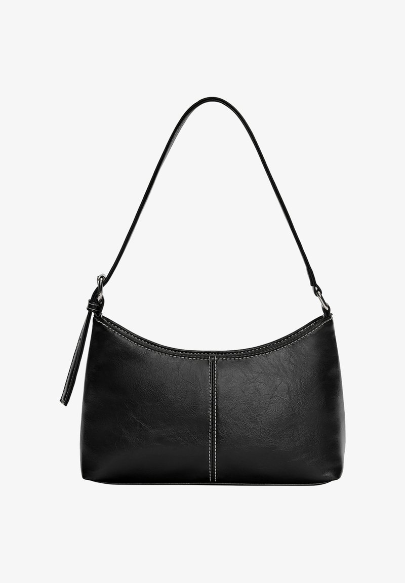 Sac à main en cuir noir avec une bandoulière unique, une couture verticale au centre et une languette de fermeture éclair sur le côté gauche.