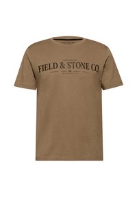 Hnědá krátkosrstá triko s kulatým výstřihem a černým textem "FIELD & STONE CO." a menším tiskem napříč hrudí.