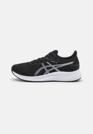 PATRIOT 13 - Neutral running shoes - black/white