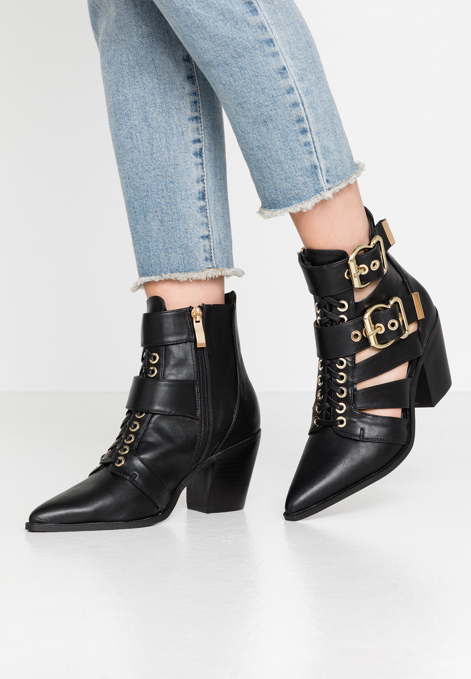 multi buckle boots