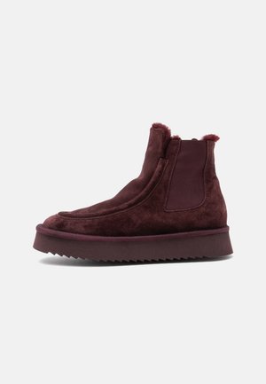 Copenhagen Studios, CPH267 - Bottes de neige - dark berry
