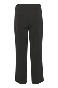 Svarta kortbyxor i en slät tyg, med en rak midja och två bakfickor. Skräddarsydd passform för en strukturerad look.