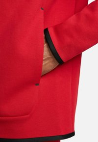 Nike Sportswear Tröja med dragkedja - red