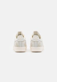 adidas Originals Sneakers - white