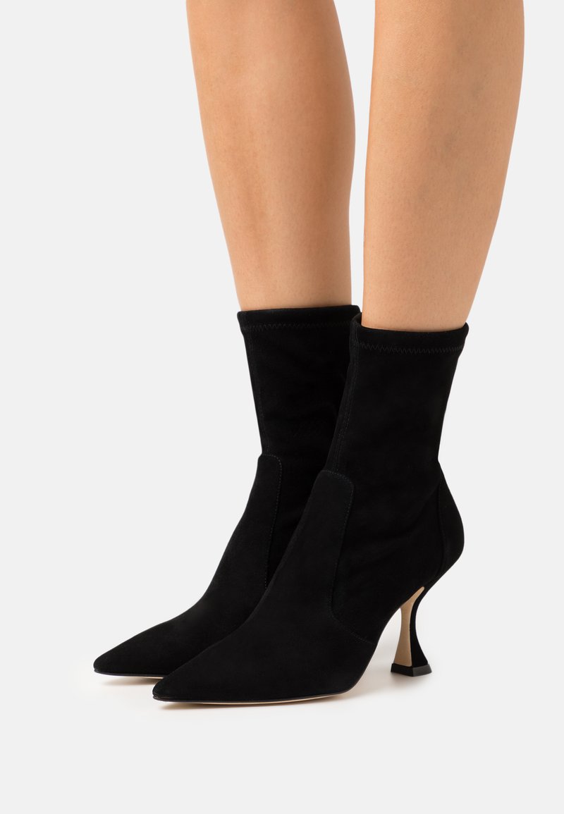 Stuart Weitzman XCURVE SOCK BOOTIE Classic ankle boots black