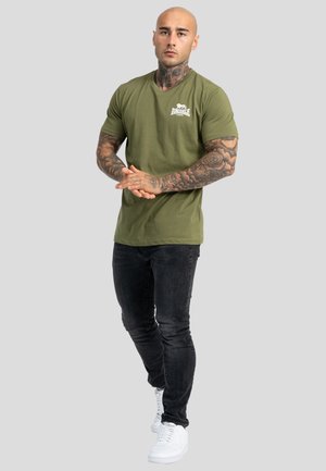 Lonsdale NORMALE PASSFORM DOPPELPACK BLAIRMORE - Potiskana majica - olive/black
