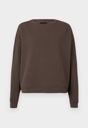 Pruun sweatshird ümmarguse kaelusega, pikad varrukad ja soonikkudel. Valmistatud pehmest kangast, millel on sile tekstuur ja mugav lõige.