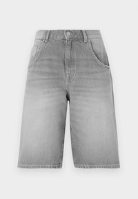 ONLMATE BAGGY LONG - Short en jean - medium grey denim