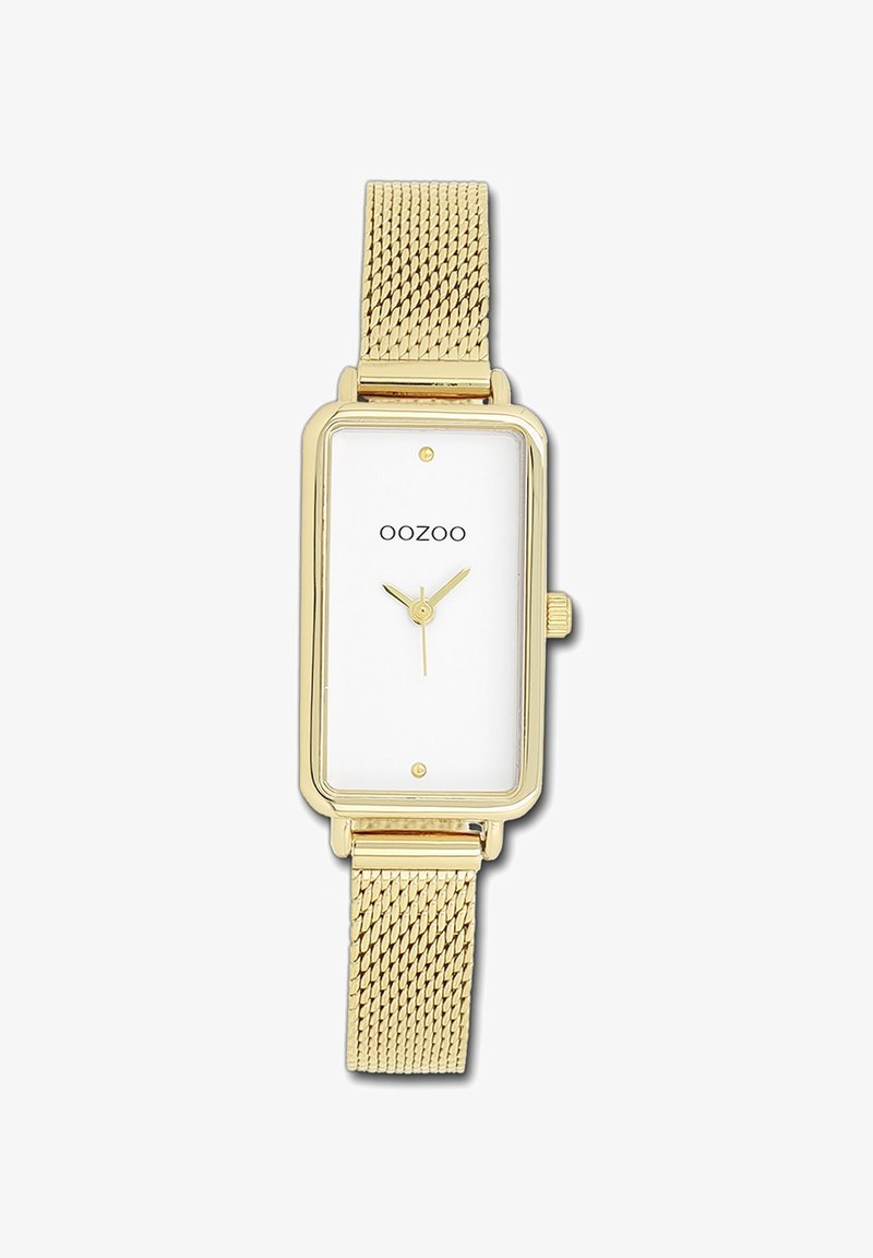 Montre rectangulaire en or avec un cadran blanc, présentant un design minimaliste, un bracelet en mailles et trois petits cadrans indiquant l'heure.