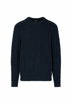 Jersey de cuello redondo tejido en azul oscuro con un patrón de punto trenzado texturizado y mangas largas sobre un fondo blanco.