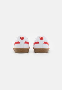 Puma KING - Sportcipő - white/red