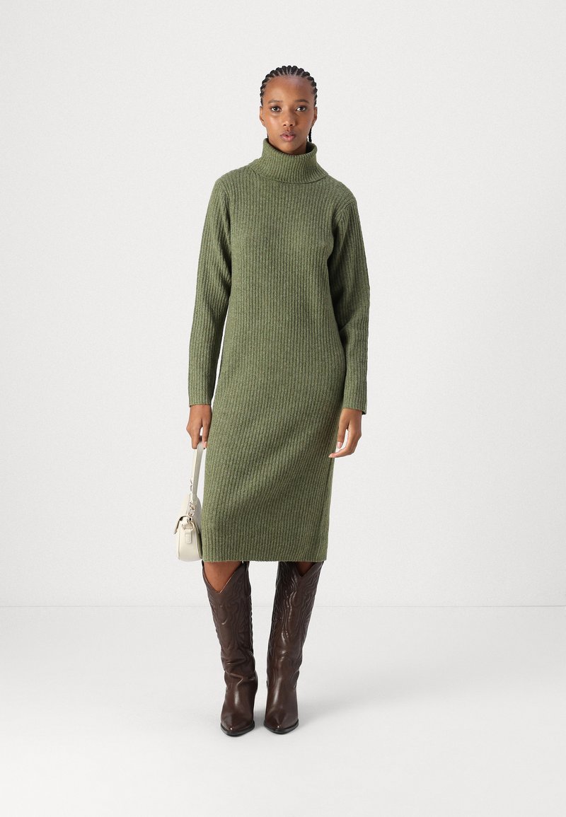 sachin and babi light blue dress Next's £45 stylish 2-in-1 dress is the easiest way to master winter layering