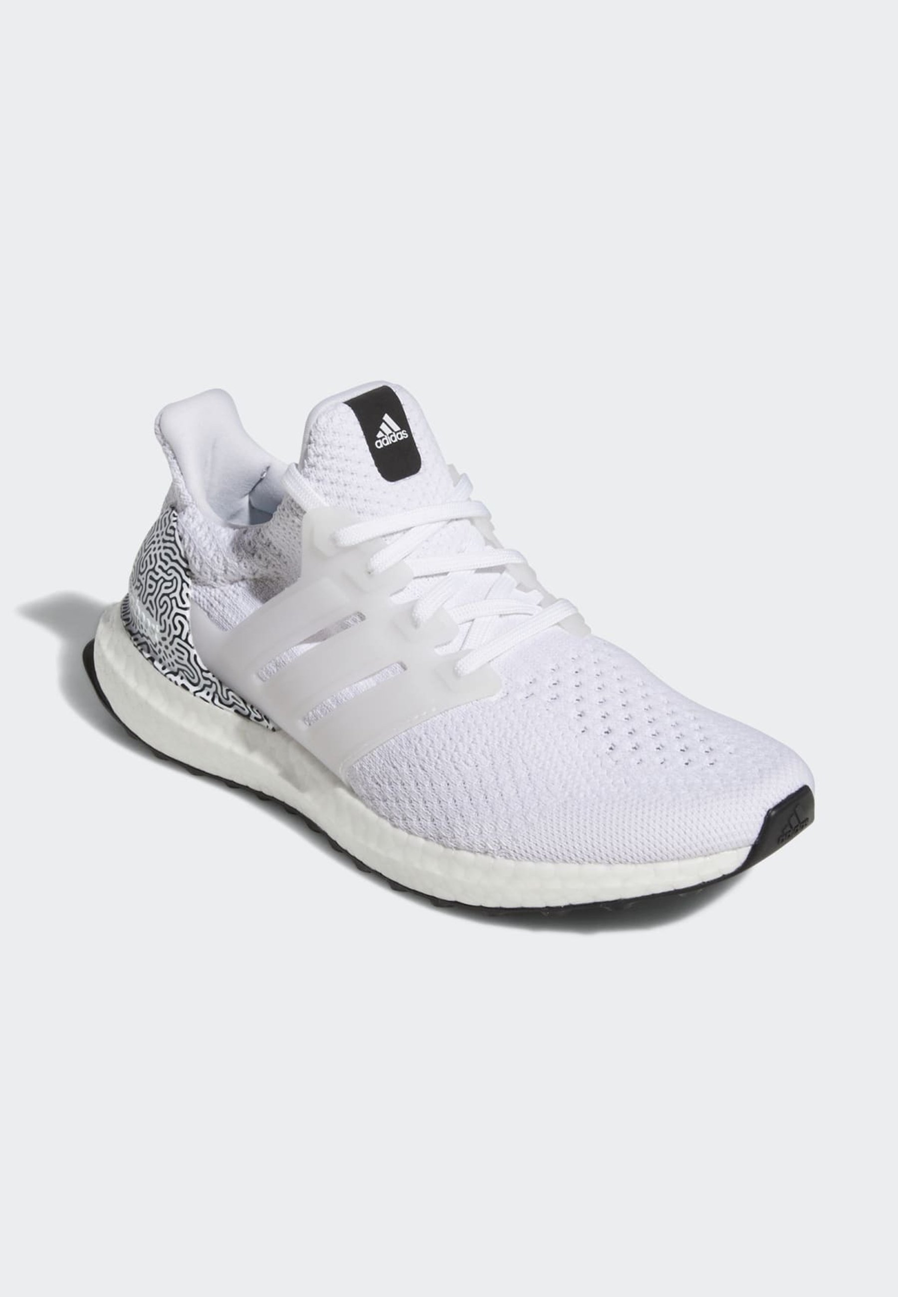 adidas ultra boost mens black white