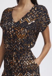 b.young BYMMJOELLA JUMPSUIT 3 - - Overal - black ethnic mix