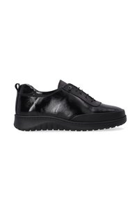 Sorte sneakers med en glat, skinnende læderoverdel, afrundet tå, kontrasterende matte detaljer og en tekstureret gummisål med grebsdetaljer.
