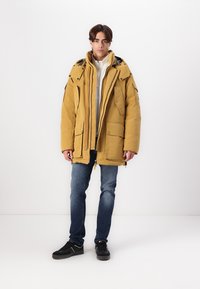 Thumbnail Image 2