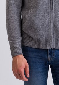 CASH-MERE Cardigan - grau