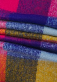 Vero Moda VMIVY LEAGUE SCARF - Sciarpa - blue