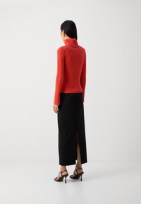 Marc O'Polo Pullover - red