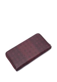 Burgundská peněženka vyrobená z texturovaného materiálu, s jemným květinovým vzorem. Zavírání na zip po jedné straně. Štíhlý, obdélníkový design.