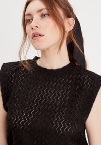 Cache Cache Top - noir