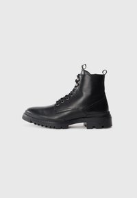 Unselected, black