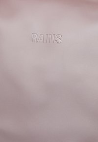 Rains HILO BAG SMALL UNISEX - Torba za vikend - muse